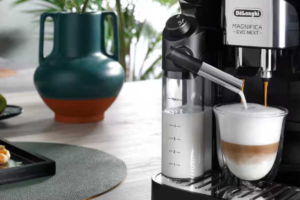 Ekspres ciśnieniowy do kawy Delonghi ECAM 310.60.B